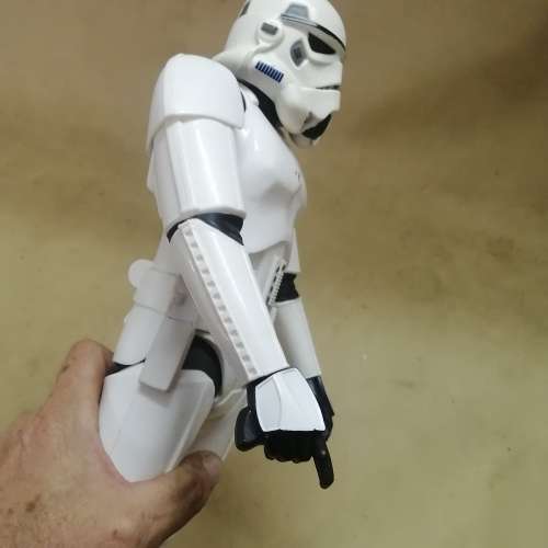 LARGE STAR WARS STORMTROOPER