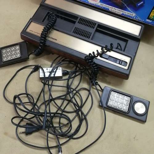 MAGNIFICENT!!! VINTAGE INTELLIVISION GAMING SYSTEM IN BOX - TESTED WORKING