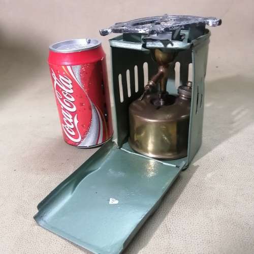 VINTAGE SMALL PRIMUS NO 71 STOVE IN METAL CASE - SWEDEN 2 OF 2