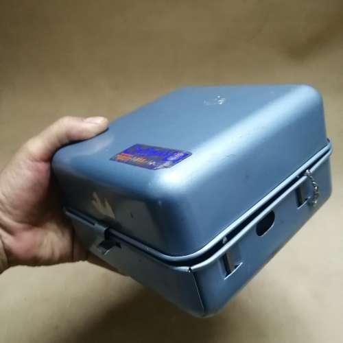 VINTAGE OPTIMUS NO 8R STOVE IN METAL CASE - SWEDEN