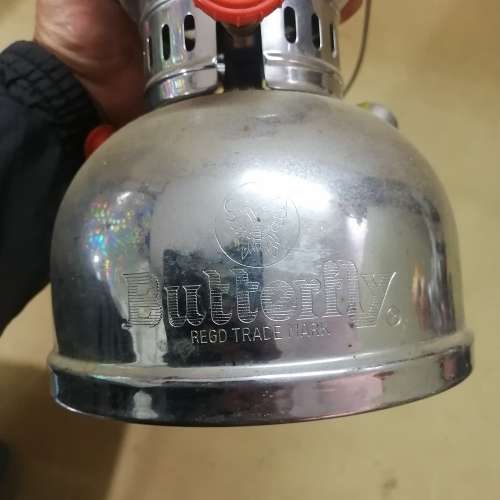 VINTAGE BUTTERFLY KEROSENE LAMP 2 OF 4