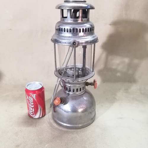 VINTAGE BUTTERFLY KEROSENE LAMP 2 OF 4