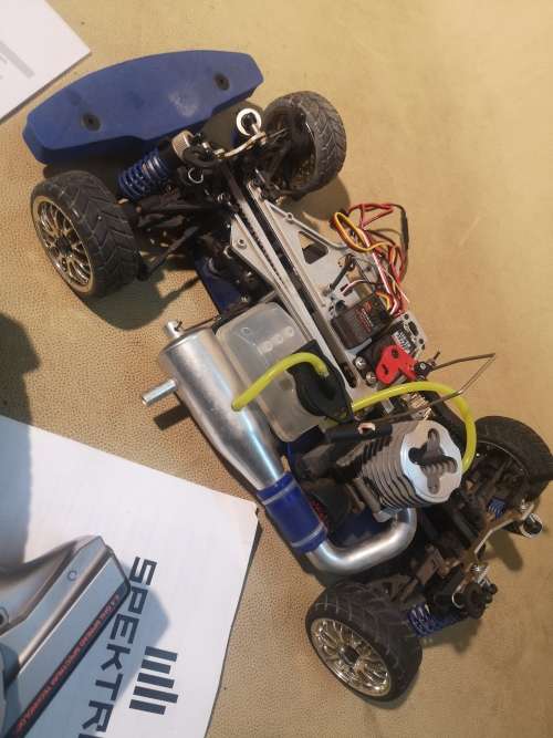 THUNDER TIGER TS4N NITRO 1/10 RC CAR AND SPECTRUM DX3R RADIO + EXTRAS
