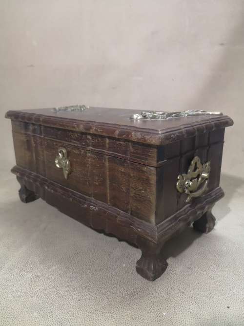 VINTAGE SOLID KIAAT BALL AND CLAW TREASURE CHEST WITH BRASS HANDLES