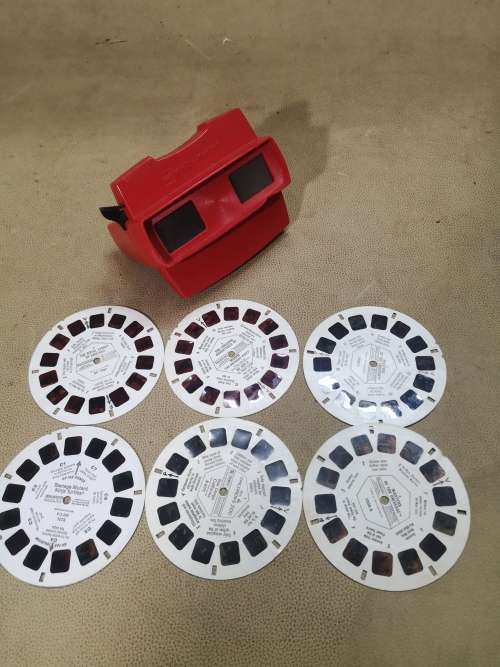 VINTAGE COMPLETE VIEWMASTER WITH REELS SET