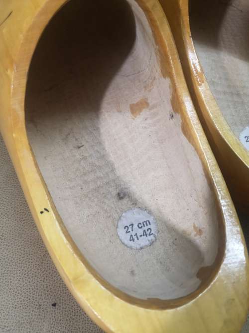 TRADITIONAL  DUTCH WOODEN CLOGS, HANDMADE WINDMILL DESIGN SIZE 27CM 41-42 (US 9)