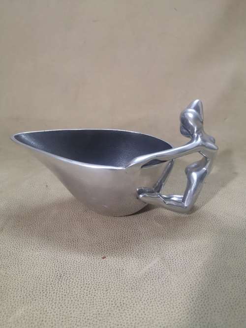 STUNNING ORIGINAL MABI DESIGN GRAVY BOAT