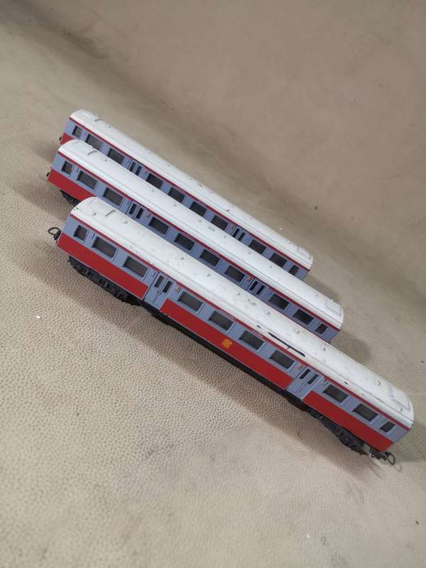 THREE RARE HO LIMA 9147 GP SAR PRETORIA RSA PASSENGER CARS - LIKE NEW