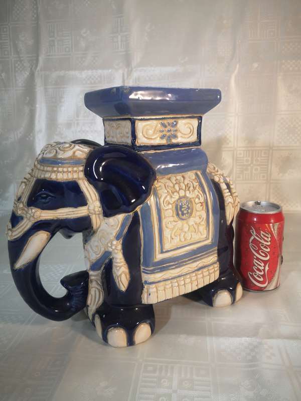 VINTAGE PORCELAIN ORIENTAL ELEPHANT GARDEN STOOL