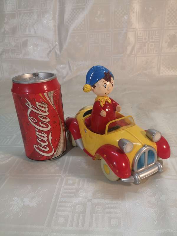 NODDY TOY CAR PUSH DOWN & GO COLLECTABLE