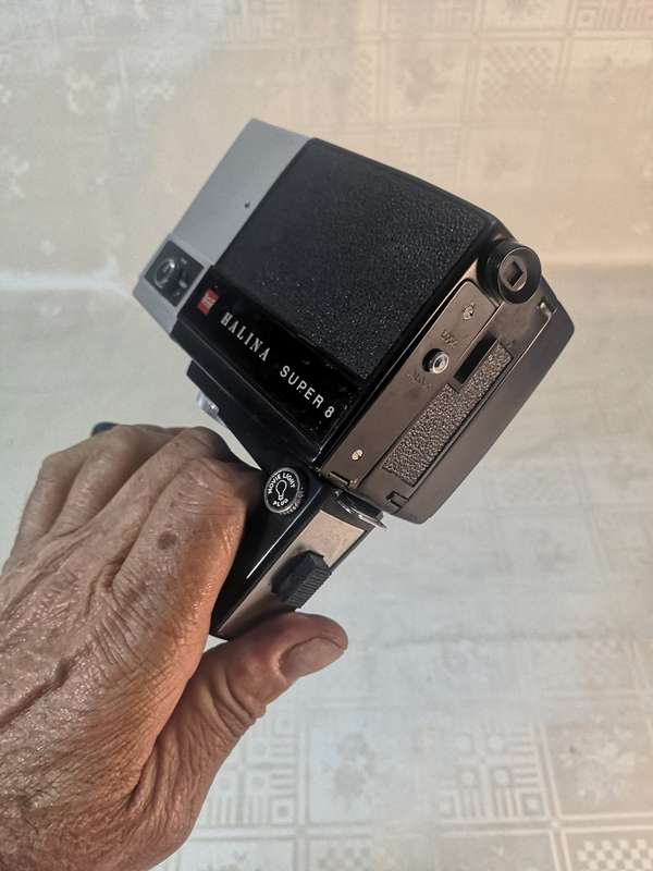 VINTAGE GAF ANSCOMATIC SUPER 8 MOVIE CAMERA