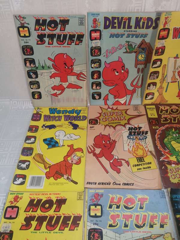 HUGE COLLECTION OF VINTAGE HOT STUFF AND WENDY COMIC BOOKS
