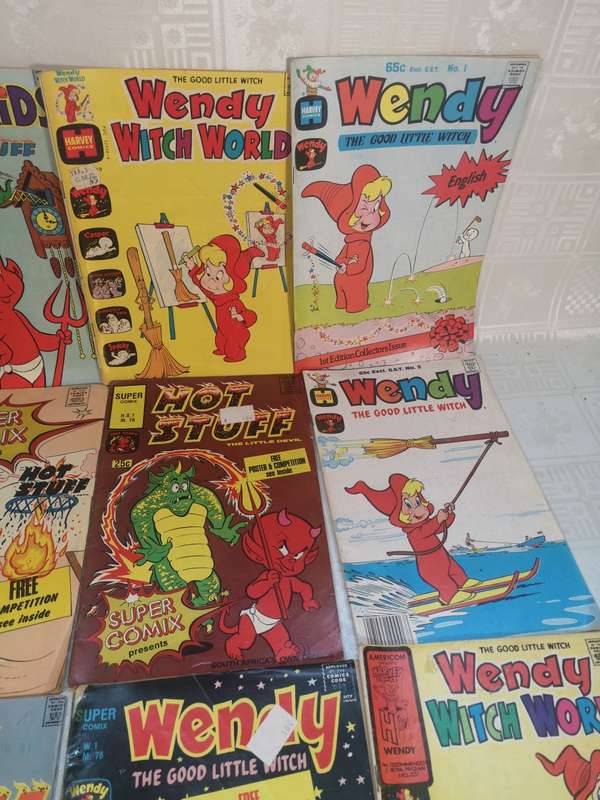 HUGE COLLECTION OF VINTAGE HOT STUFF AND WENDY COMIC BOOKS
