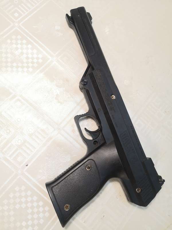 DAIY 288 AIR PISTOL (TESTED WORKING)