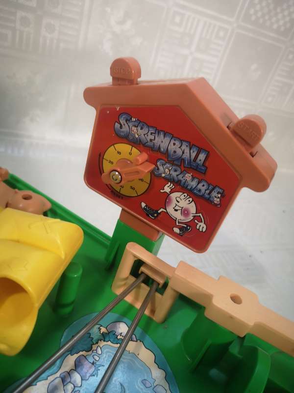 VINTAGE TOMY 1987 SCREWBALL SCRAMBLE MARBLES GAME - COMPLETE WORKING