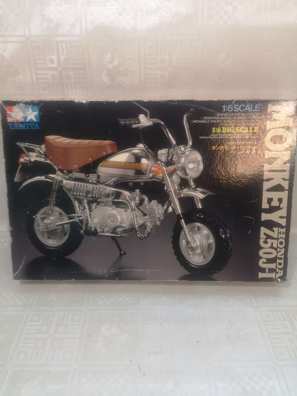 VERY LARGE TAMIYA 1:6 HONDA J50 J-I MODEL KIT - COMPLETE