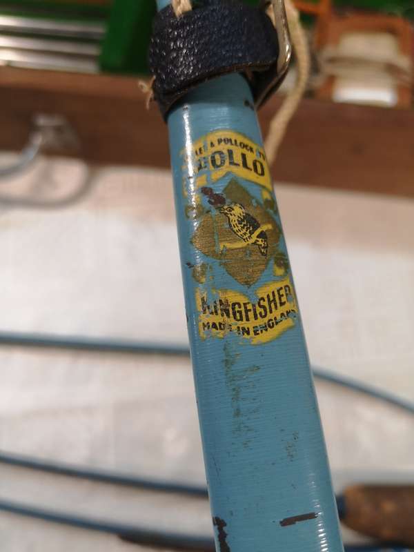 MAGNIFICENT ACCLES & POLLOCK 20TH CENTURY APOLLO ARCHERY SET (COMPLETE WITH 2 BOWS IN SET)