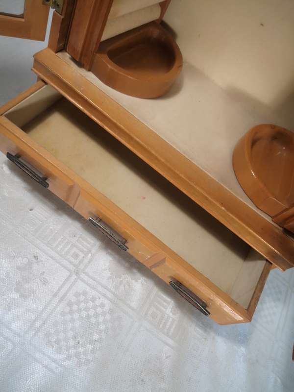 EXQUISITE VINTAGE 1960`S JEWELRY ARMOIRE - VERY LARGE 380MM X 320MM X 160MM