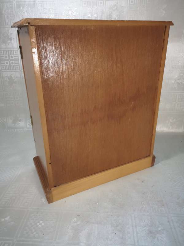 EXQUISITE VINTAGE 1960`S JEWELRY ARMOIRE - VERY LARGE 380MM X 320MM X 160MM