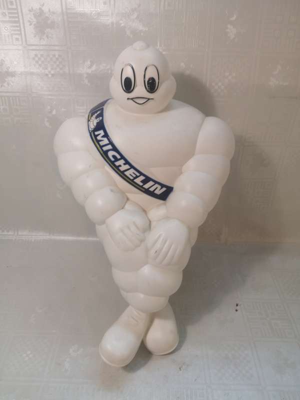 Big Size 460mm Rare Bibendum Michelin Man Truck Hood Mascot