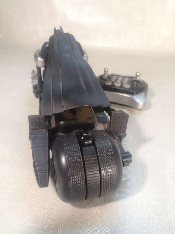 The Dark knight Rises U command Bat-Pod with Remote Control - THINKWAY TOYS