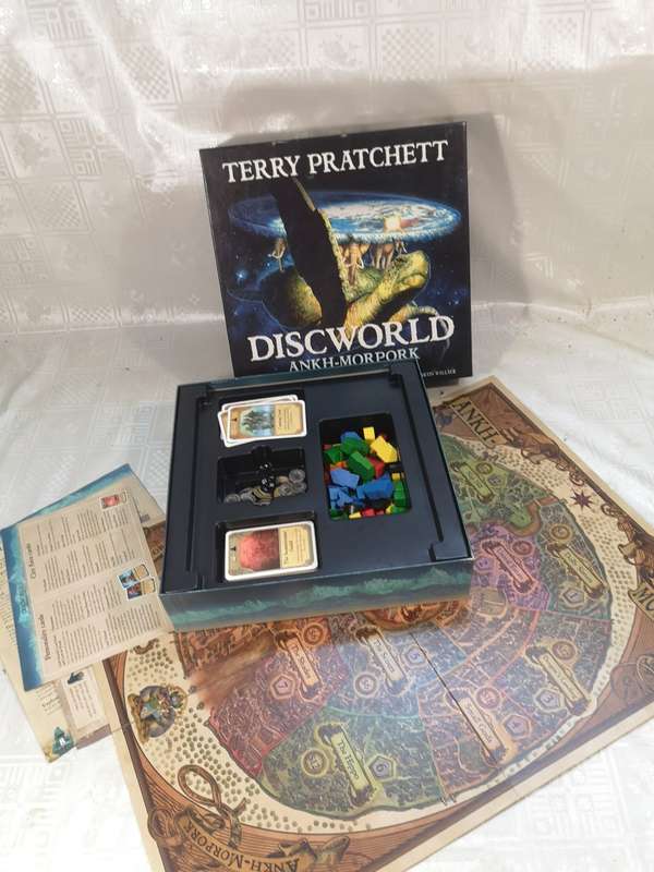 Rare Terry Pratchett Discworld Ankh Morpork Board Game Complete Like New Condition