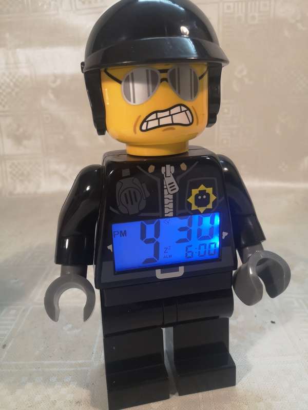 ORIGINAL LEGO MOVIE BAD COP ALARM CLOCK WITH NIGHT LIGHT 100 WORKING