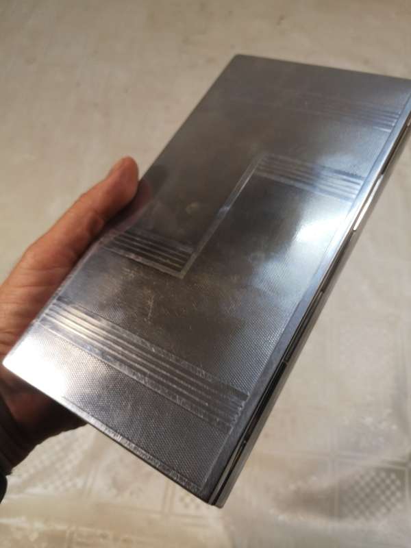 VINTAGE LARGE ART DECO ARISTOCRAT SILVER PLATED CIGARETTE BOX WITH WOODEN LININGS