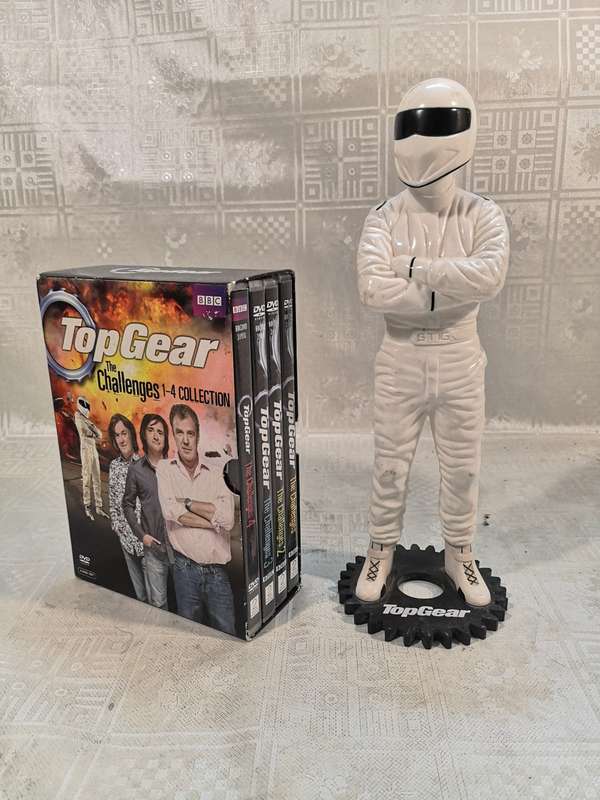 COMPLETE TOP GEAR CHALLENGES COLLECTION WITH A STIG FIGURINE