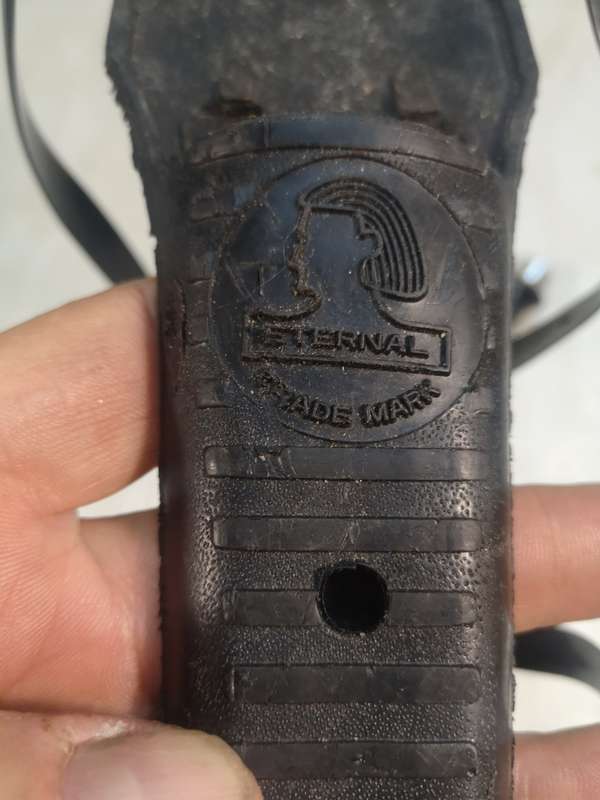 VINTAGE ETERNAL DIVING KNIFE WITH RUBBER SHEATH