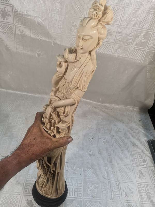 OLD VERY TALL ENGRAVED FAUX IVORY STATUE OF ULANARA THE STEP EMPRESS
