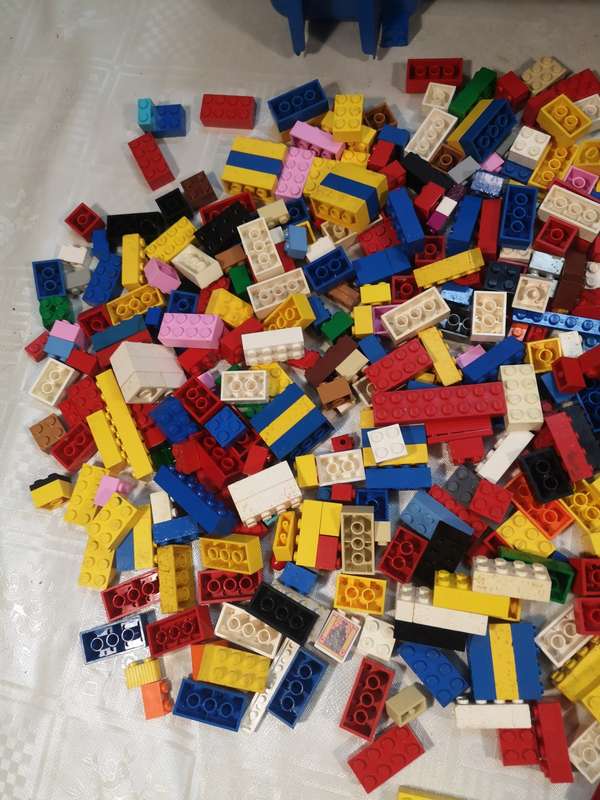 RARE Vintage 1990`s Blue Lego Lap Table Storage Tray Case With a Huge Bundle of Original Lego Blocks