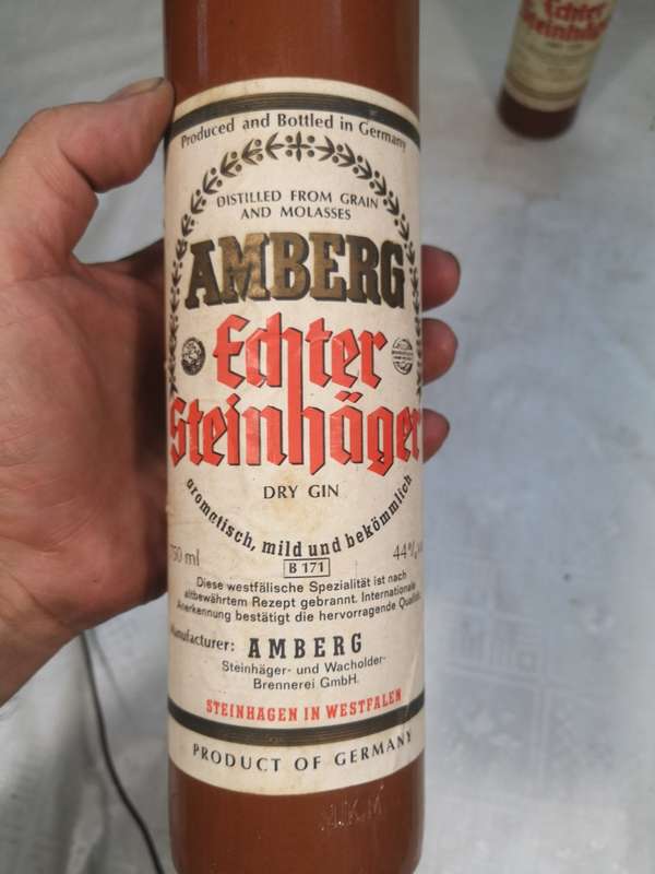 Pair of Unopened Still Sealed Echter Steinhager Vintage Ceramic German Dry Gin