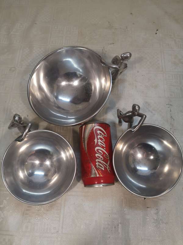 Stunning Original Kaleidoscope Design Pewter Serving Bowl Set