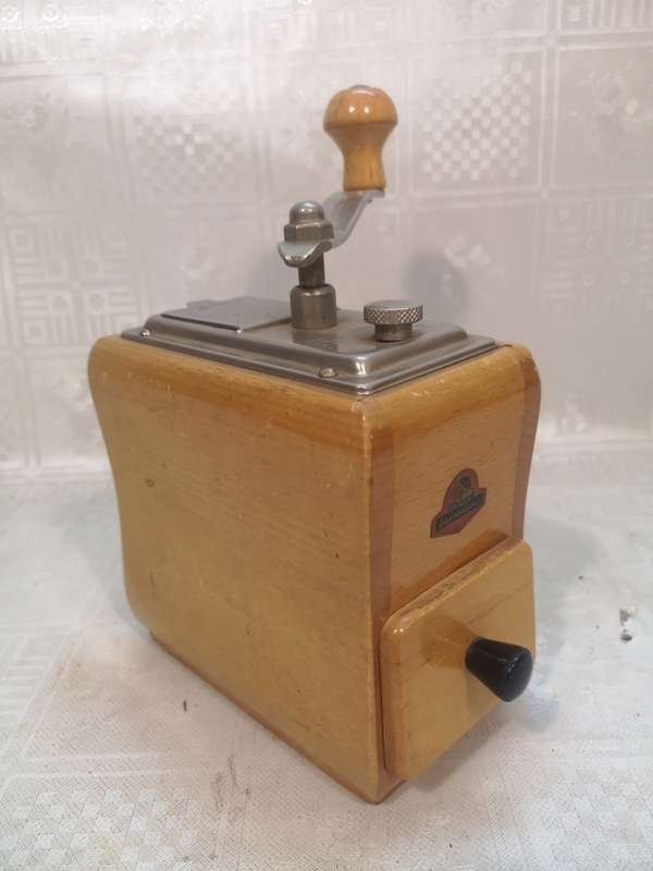 Magnificent Vintage Zassenhaus Hand Crank Coffee Grinder - Germany - Like New