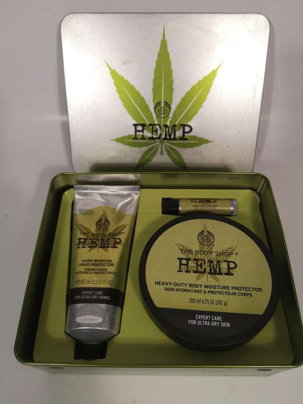 NEW THE BODY SHOP HEMP HIGH MOISTURE EXPERT SET HAND PROTECTOR BODY BUTTER LIP