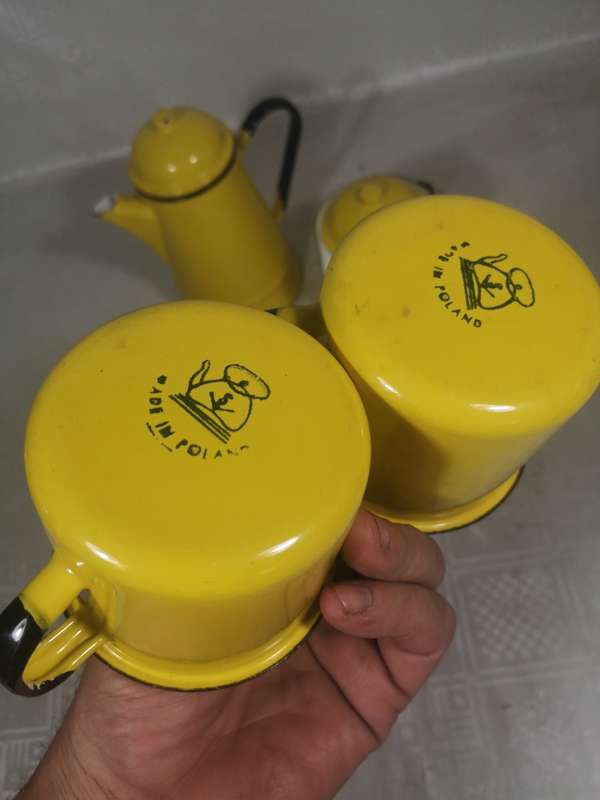 MAGNIFICENT 7PCE YELLOW ENAMEL POLAND TEA SET