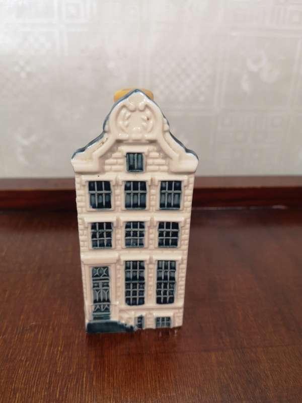 Vintage Delft KLM Bols Miniature House Collectible no 62