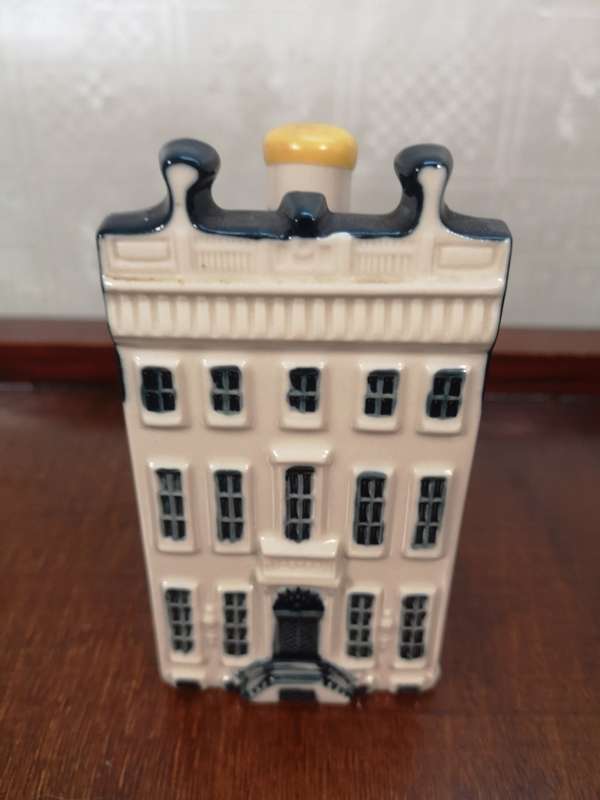 Vintage Delft KLM Bols Miniature House Collectible no 83