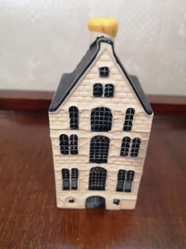 Vintage Delft KLM Bols Miniature House Collectible no 37