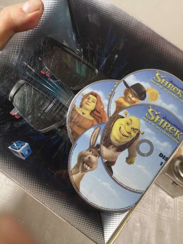 Samsung Battery 3d Glasses Kit 2 Pair + Shrek 1 to 4 BLURAY DVDs included (sealed new in box)