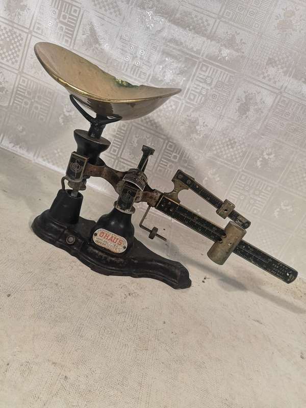 Antique Pharmaceutical Ohaus Scale Brass Pan 2 Kilo Capacity, Seedburo Equipment Co. Chicago