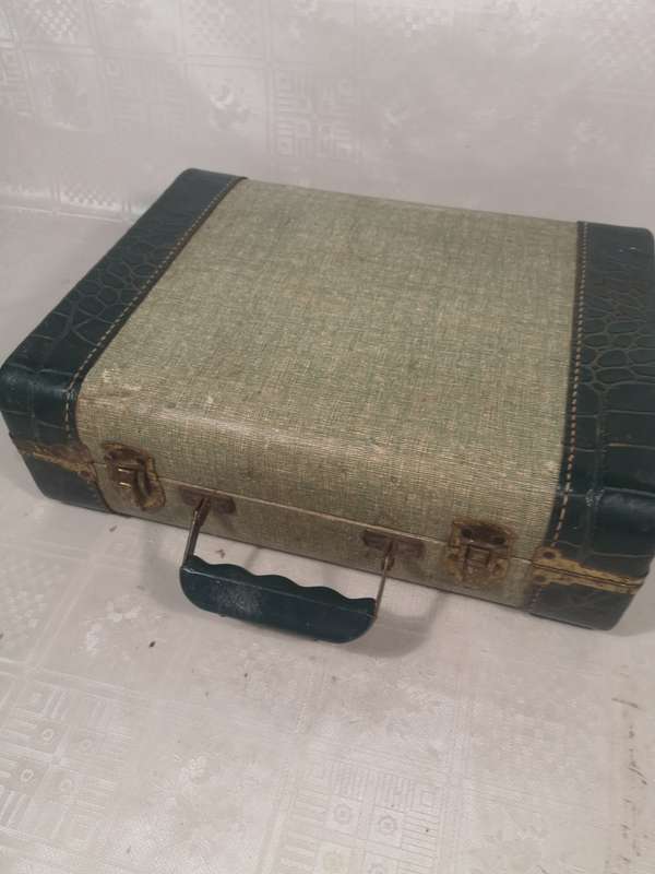 Vintage Sonic Capri 333 Record Player in a Beautiful Case - Working