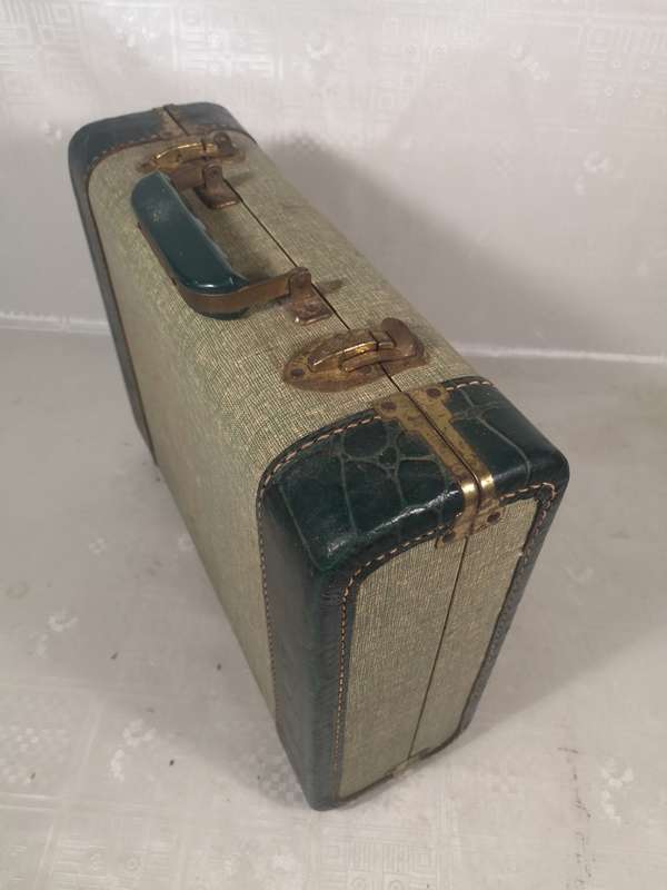 Vintage Sonic Capri 333 Record Player in a Beautiful Case - Working