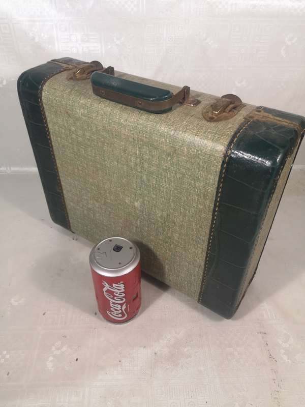 Vintage Sonic Capri 333 Record Player in a Beautiful Case - Working