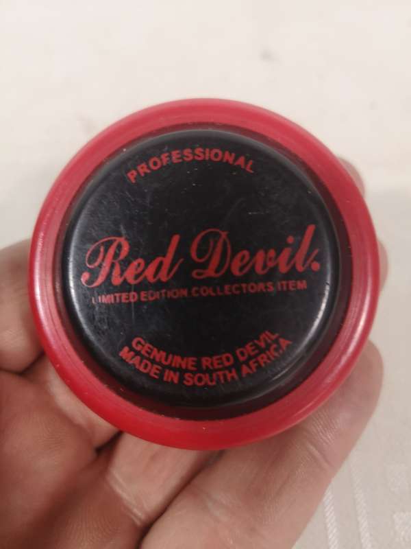 RARE!!! Original Genuine Red Devil Black Limited Edition Yo Yo!!!!