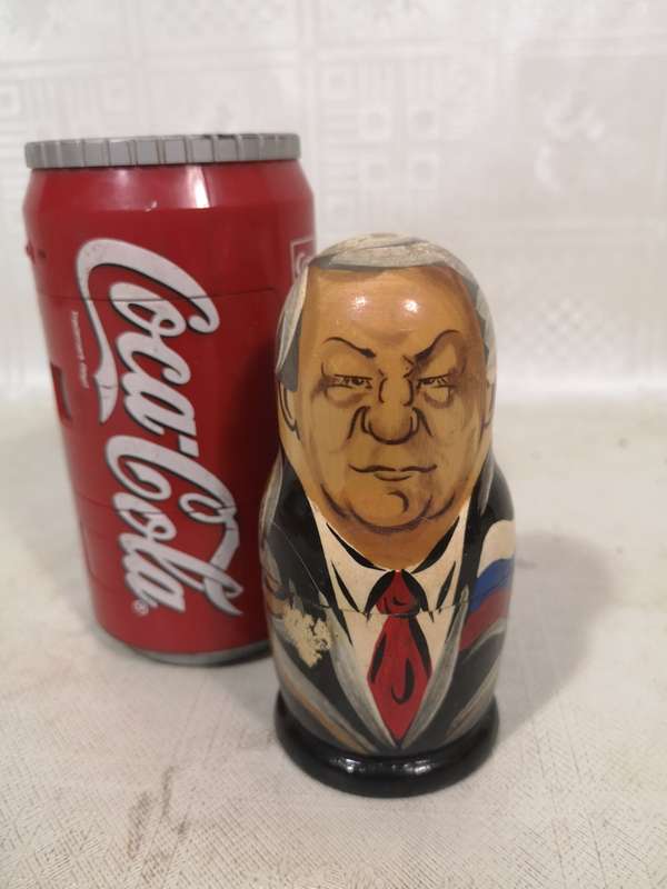 5 piece Russian Leaders nesting doll set Yeltsin, Gorbachev