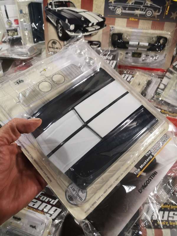 Deagostini Collectibles Build the Massive 1:6 Scale GT500 Mustang