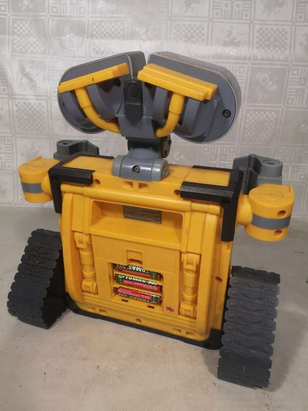 Highly Collectable Original VTech WALL-E Learning  Laptop / Computer