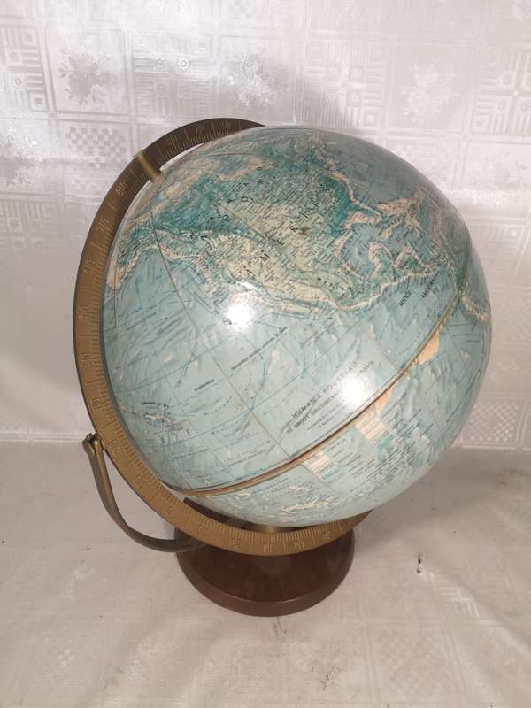 BEAUTIFUL VINTAGE REPLOGLE AFRIKAANS WORLD GLOBE